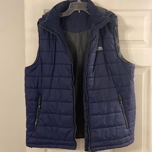 TRESPASS Puffer Man Vest size L color nay blue excellent condition